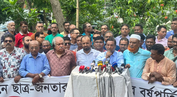 গণতন্ত্র না ফেরালে সাংবাদিক সমাজ রাজপথে নামতে বাধ্য হবে: কাদের গনি চৌধুরী 