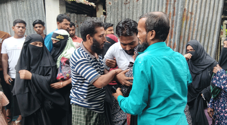একই পরিবারে নিহত ৭: পরিবারে শোকের মাতম