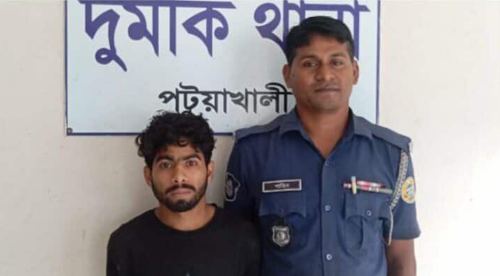 মাদকসেবী বখাটে সন্তানকে পুলিশে দিলেন বাবা