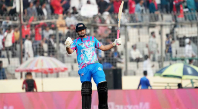 ইংল্যান্ডে পুলিশি তদন্তে পাকিস্তানি ক্রিকেটার, পিসিবির সাময়িক নিষেধাজ্ঞা