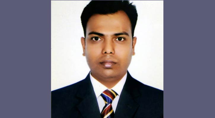 ওষুধ ব্যবসার পাশাপাশি সাংবাদিকতা করতেন তুহিন