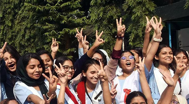 ঢাকা বোর্ডে  আরও উত্তীর্ণ ২৯৩, নতুন করে জিপিএ-৫ পেল ২৮৬