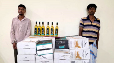 গুলশানে ৩৯০ বোতল বিদেশি মদ-গাড়িসহ গ্রেপ্তার ২