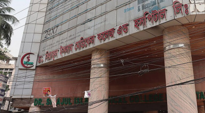 রাজধানীতে প্রাইভেটকারের ভেতর মিলল দুই লাশ