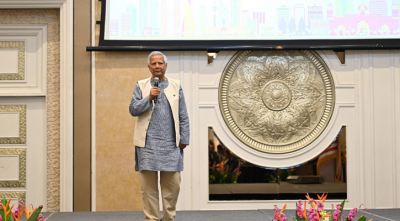 মালয়েশিয়ার ব্যবসায়ীদের বাংলাদেশে বিনিয়োগের আহ্বান প্রধান উপদেষ্টার