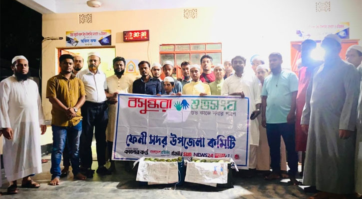 ফেনীতে বসুন্ধরা শুভসংঘের উদ্যোগে এতিমখানায় মৌসুমি ফল বিতরণ
