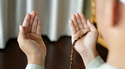 জুমার দিনে যে সূরা পাঠ করলে ঈমানের নুর চমকায়