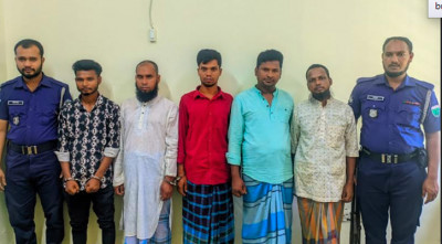 সিলেটে সাদা পাথর লুটের মামলায় গ্রেপ্তার ৫