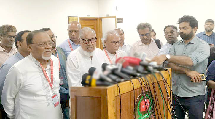 ভোটে ‘বেশি’ সেনা মোতায়েন করবে ইসি