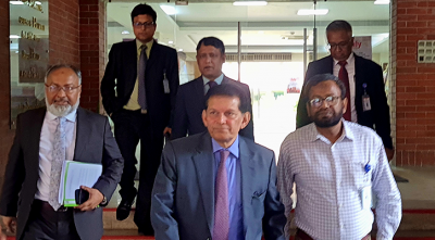 রোহিঙ্গা ইস্যুতে বিদেশি কূটনীতিকদের ব্রিফ করলেন জাতীয় নিরাপত্তা উপদেষ্টা