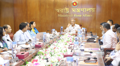 কর্মকর্তারা কোনো দলের লেজুড়বৃত্তি করতে পারবে না: স্বরাষ্ট্র উপদেষ্টা