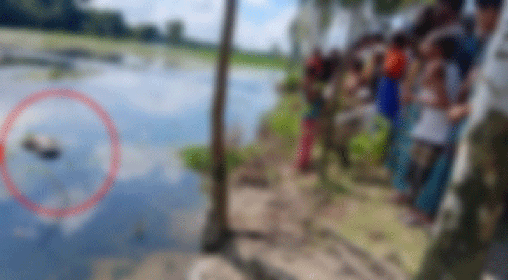 হাতীবান্ধায় নদীতে ভাসছে যুবকের লাশ