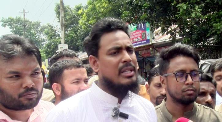 গণপরিষদ নির্বাচনের ব্যাপারে সরকারকে একটা সিদ্ধান্তে আসতে হবে: আখতার হোসেন