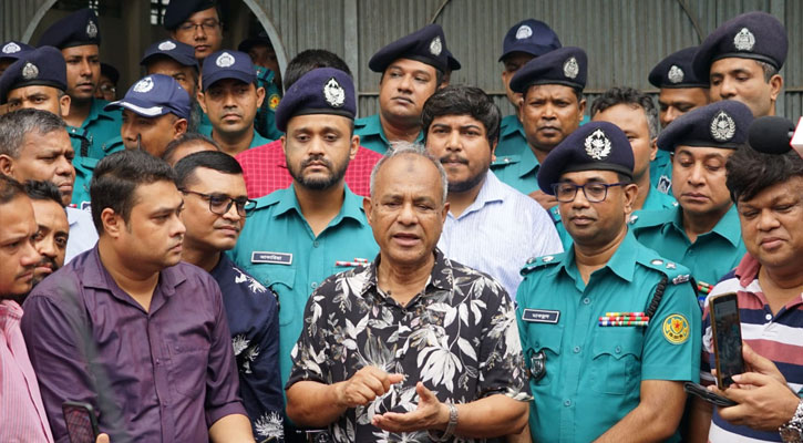 কোল্ড স্টোরেজ পর্যায়ে আলুর দাম নির্ধারণ করবে সরকার: স্বরাষ্ট্র উপদেষ্টা