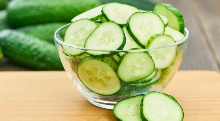 শসা ভেজানো পানির বিস্ময়কর স্বাস্থ্যগুণ