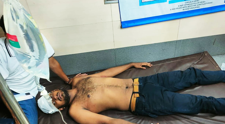 চবিতে সংঘর্ষ: চমেক হাসপাতালে চিকিৎসা নিলেন ৭৭ শিক্ষার্থী 