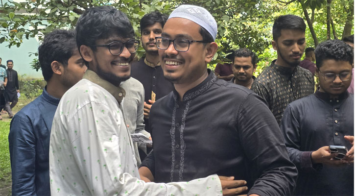 আটটি ভোটকেন্দ্র পর্যাপ্ত নয়: সাদিক কায়েম
