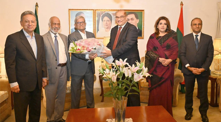 বিএনপি মহাসচিবের সঙ্গে পাকিস্তানের হাইকমিশনারের সৌজন্য সাক্ষাৎ