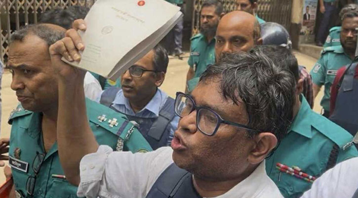 ঢাবি শিক্ষক কার্জনসহ দুজনের জামিন মেলেনি