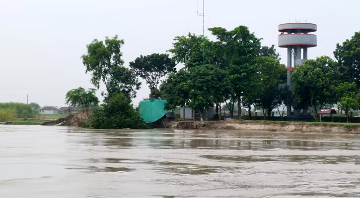 ভেসে গেল চোরাচালান প্রবণ এলাকার বিজিবি ক্যাম্প!