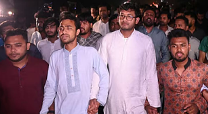 জাকসু নির্বাচন বর্জনের পর ছাত্রদলের বিক্ষোভ মিছিল