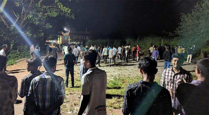 ফুটবল খেলা নিয়ে বরিশাল বিশ্ববিদ্যালয়ে দুই গ্রুপের সংঘর্ষ
