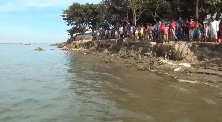 নেত্রকোনায় স্পিডবোট-নৌকা সংঘর্ষ, ৪ শিশু নিখোঁজ