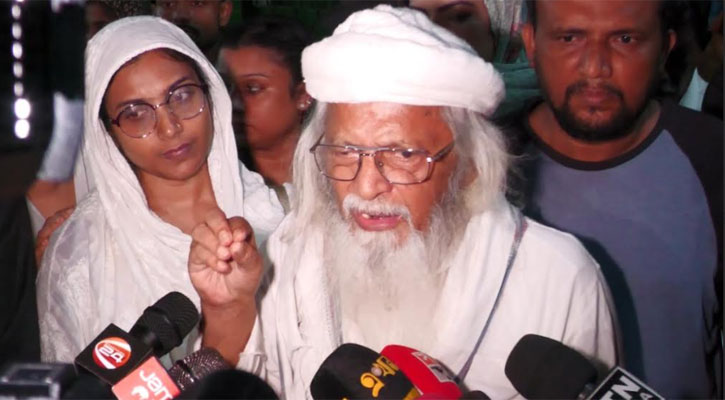 ভাব সঙ্গীতের ছেঁড়া সুতা বেঁধেছিল ফরিদা পারভীন: ফরহাদ মজহার