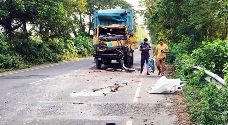 গোপালগঞ্জে সড়ক দুর্ঘটনায় কাভার্ডভ্যানের হেলপার নিহত