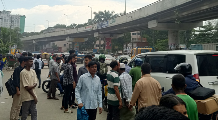 তিন ঘণ্টা পর সাতরাস্তা মোড়ের অবরোধ তুলে নিলেন শিক্ষার্থীরা