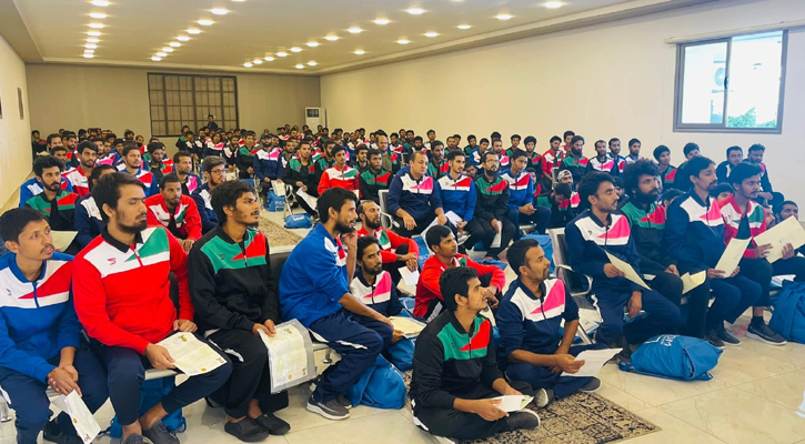 লি‌বিয়া থে‌কে দে‌শে ফির‌লেন ১৭৬ বাংলা‌দে‌শি