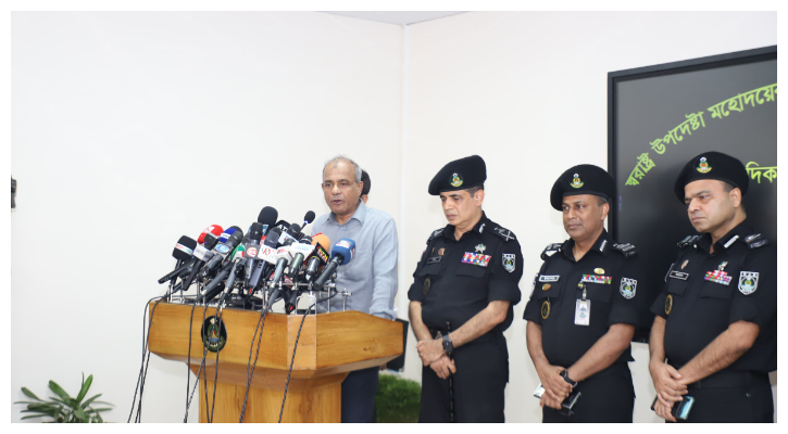 জুলাই বিপ্লব পরবর্তীতে র‌্যাবের কার্যক্রম প্রশংসিত হয়েছে: স্বরাষ্ট্র উপদেষ্টা