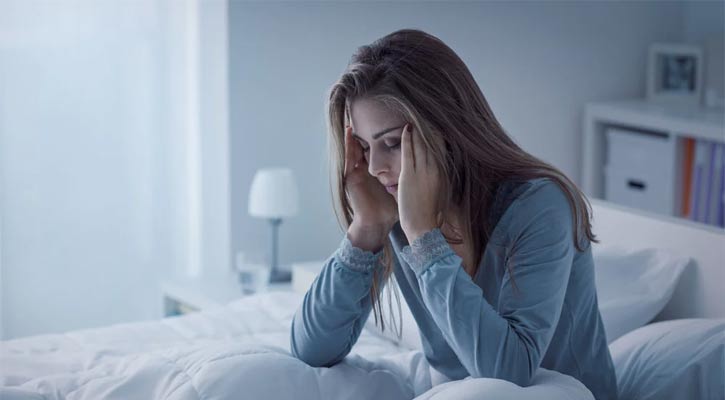 শরীরে কোন ভিটামিনের অভাবে ঘুম কমে যায় জানেন?