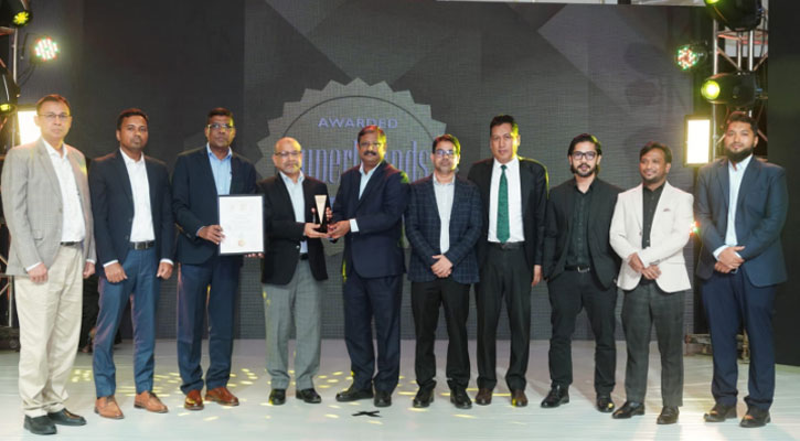 এবারও ‘সুপারব্র্যান্ড’ অ্যাওয়ার্ড পেল বসুন্ধরা পেপার, টিস্যু ও ডায়াপ্যান্ট