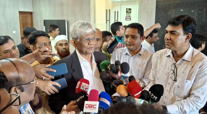 যে ডলার আছে সেটা দেশের আপদকালীন সময়ের জন্য পর্যাপ্ত না: অর্থ উপদেষ্টা
