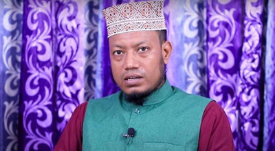 নিঃশর্ত ক্ষমা চাইতে মুফতি আমির হামজাকে আইনি নোটিশ