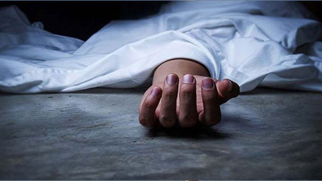 আড়াইহাজারে বৃদ্ধাকে গলা কেটে হত্যা