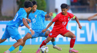 ভারতের কাছে হেরে শিরোপা হাতছাড়া বাংলাদেশের