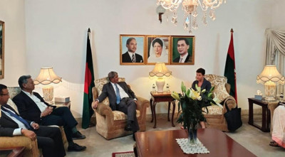 গুলশানে মির্জা ফখরুলের সঙ্গে গোয়েন লুইসের বৈঠক