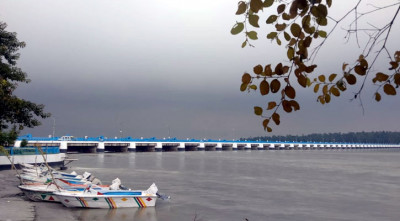 নীলফামারীতে ফুঁসে উঠছে তিস্তা, লাল সংকেত জারি