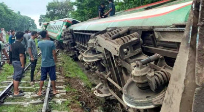 সিগন্যাল না মানায় ট্রেন দুর্ঘটনা, ২ লোকো মাস্টার সাময়িক বরখাস্ত