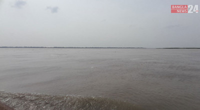 যমুনায় অসময়ে বাড়ছে পানি, শঙ্কায় চরাঞ্চলের কৃষক