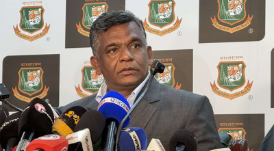 জমি বিক্রি করে চলছেন বুলবুল