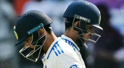 দিল্লিতে সেঞ্চুরি করে কোহলির বিরল রেকর্ডে ভাগ বসালেন গিল