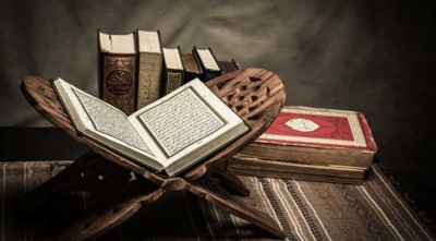 কোরআন তিলাওয়াতকারীর বিশেষ ১০ মর্যাদা