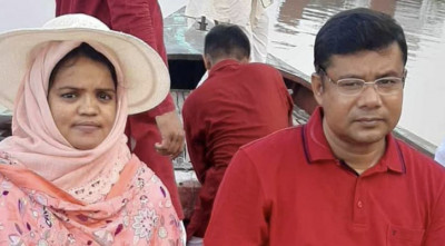 সালথার সাবেক চেয়ারম্যান-স্ত্রীর নামে মামলা