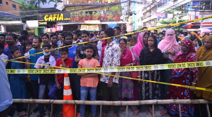 ‘ভবনের ছাদের দরজায় তালা না থাকলে কেউ মরতো না’