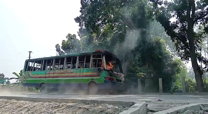 নাগরপুরে বাসচাপায় স্কুলছাত্রী নিহত, বাসে অগ্নিসংযোগ