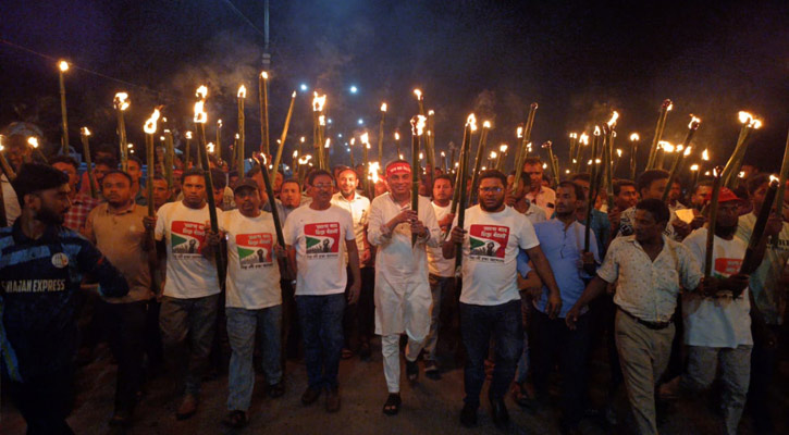 তিস্তা মহাপরিকল্পনার দাবিতে মশাল প্রজ্বলন