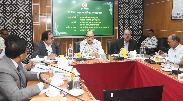 দায়িত্বশীল কর্মকর্তার কাজ হওয়া উচিত জনকল্যাণ: ভূমি উপদেষ্টা
